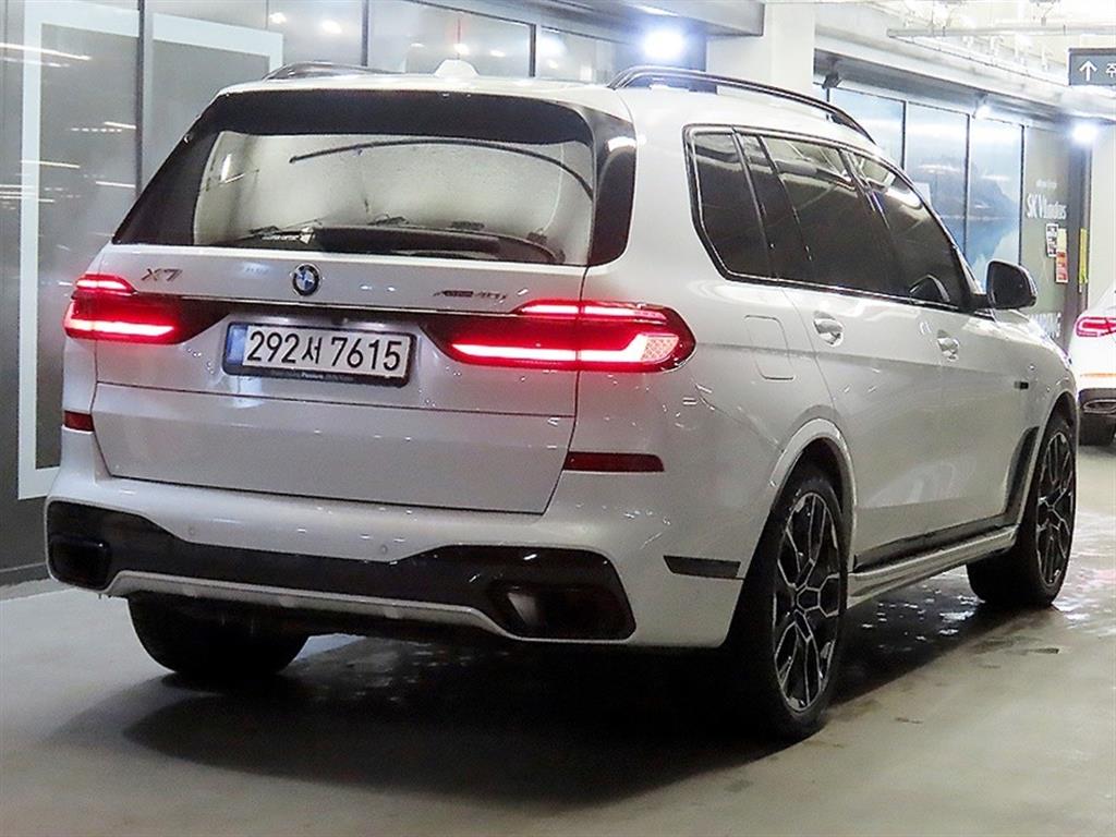 BMW X7 - Vista 4