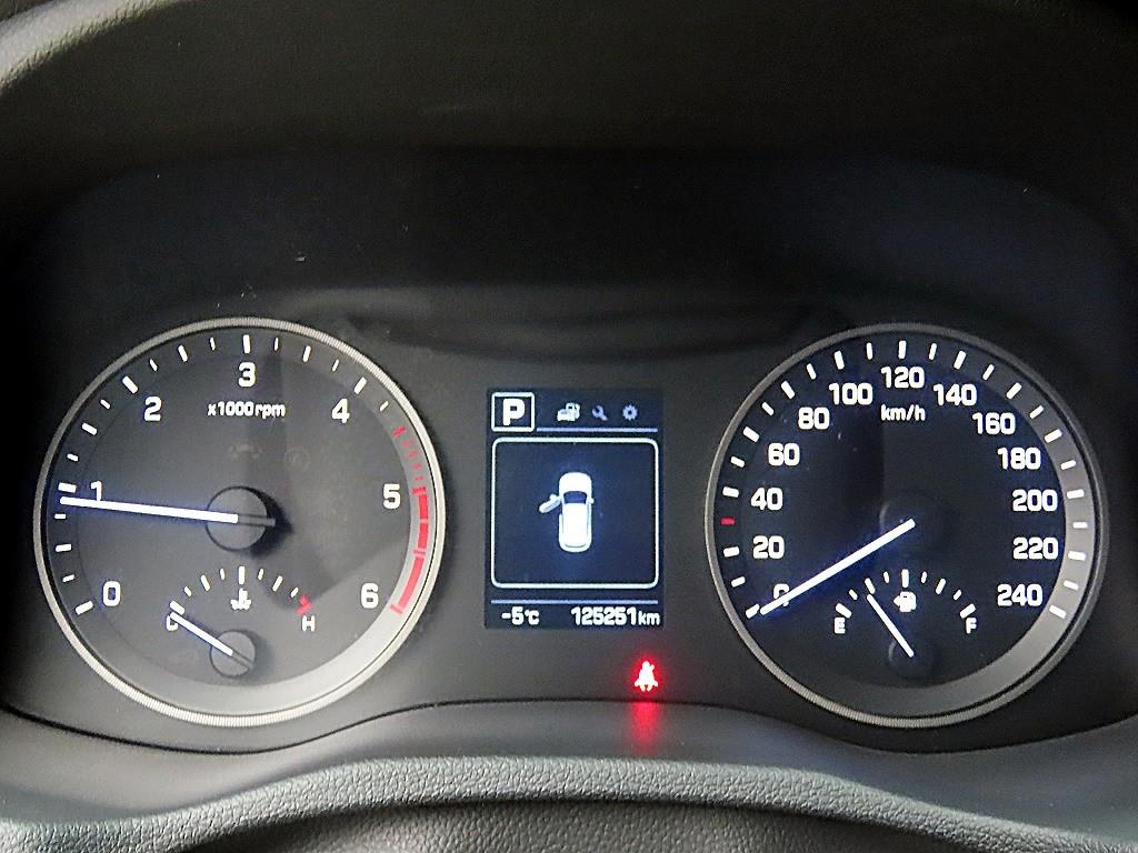 HYUNDAI Tucson - Vista 8