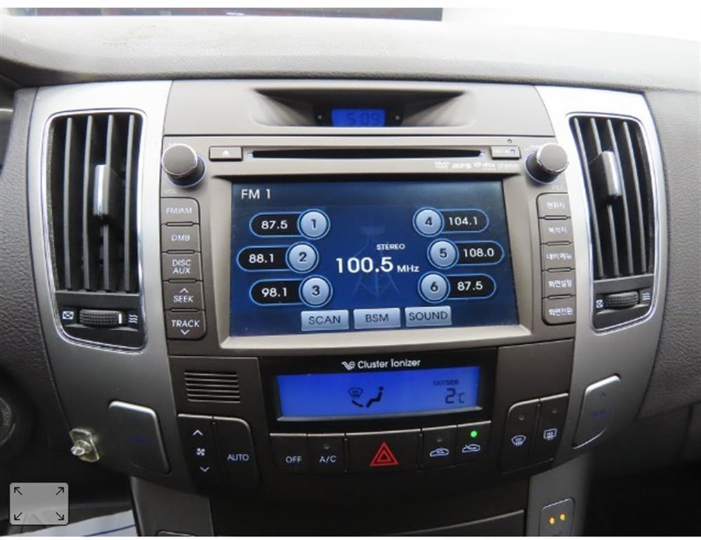 HYUNDAI Sonata - Vista 12