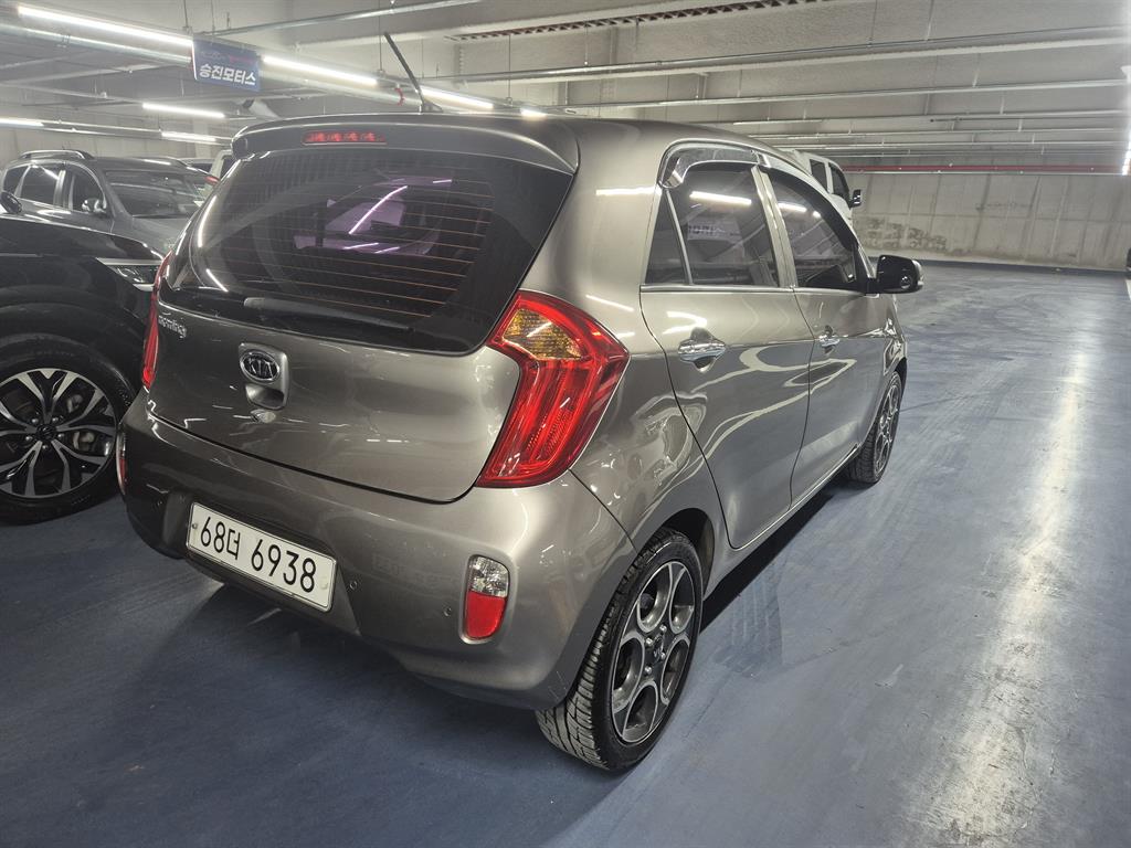 KIA Morning - Vista 3