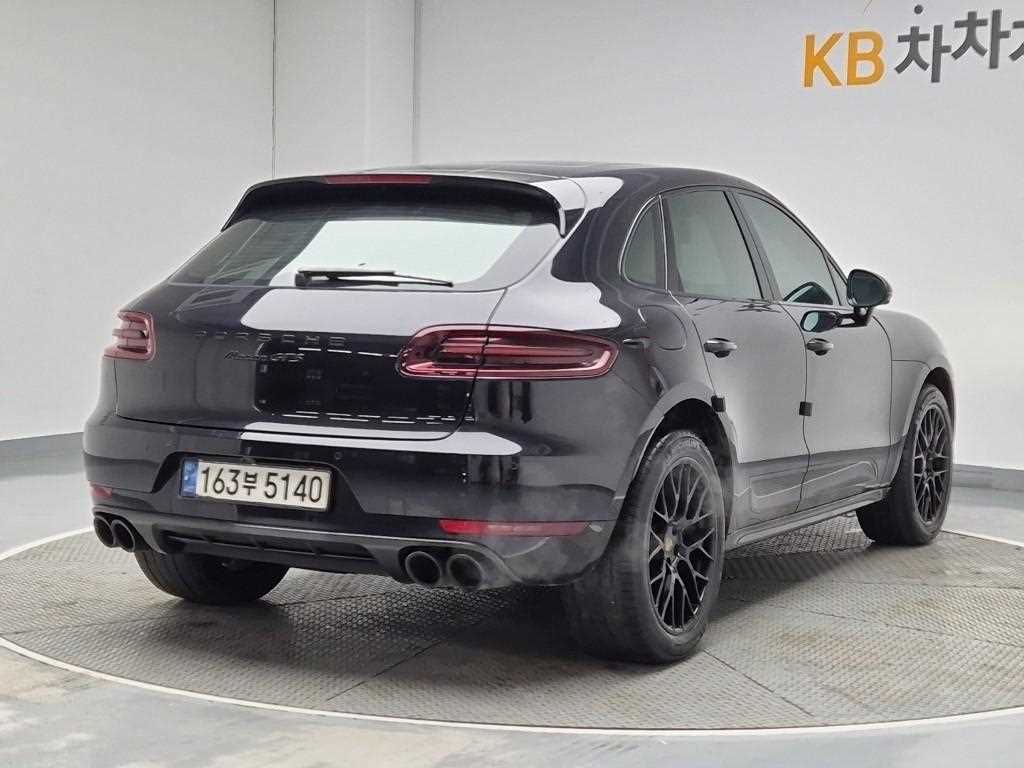 Porsche Macan - Vista 3