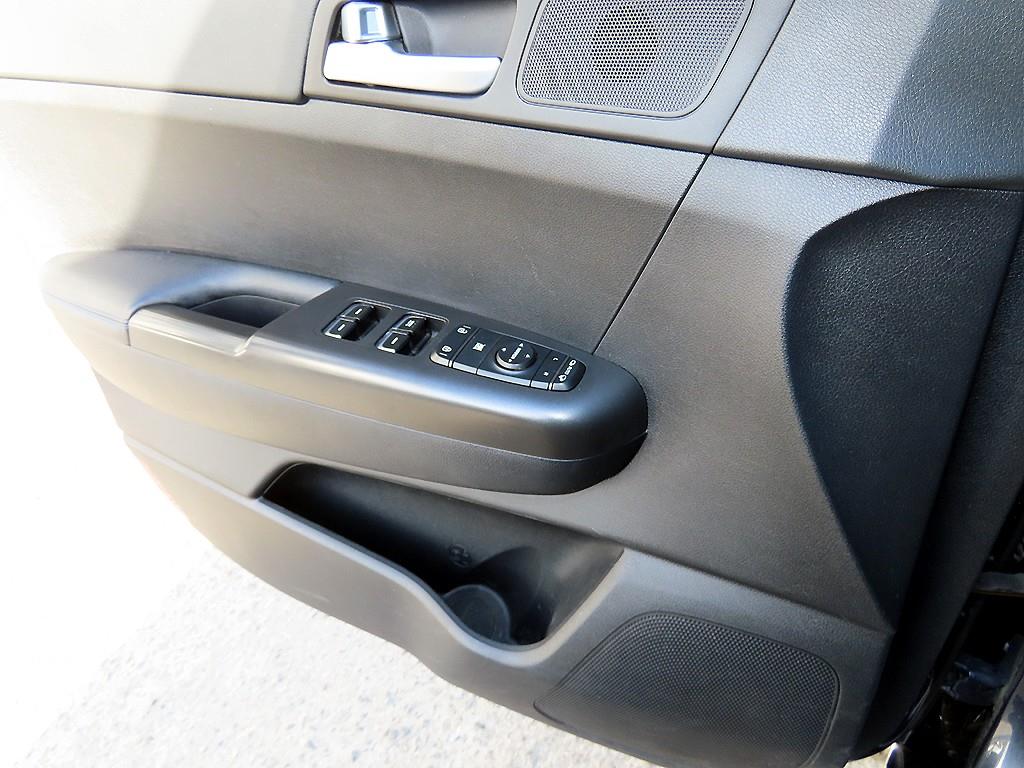 KIA Sportage - Vista 11