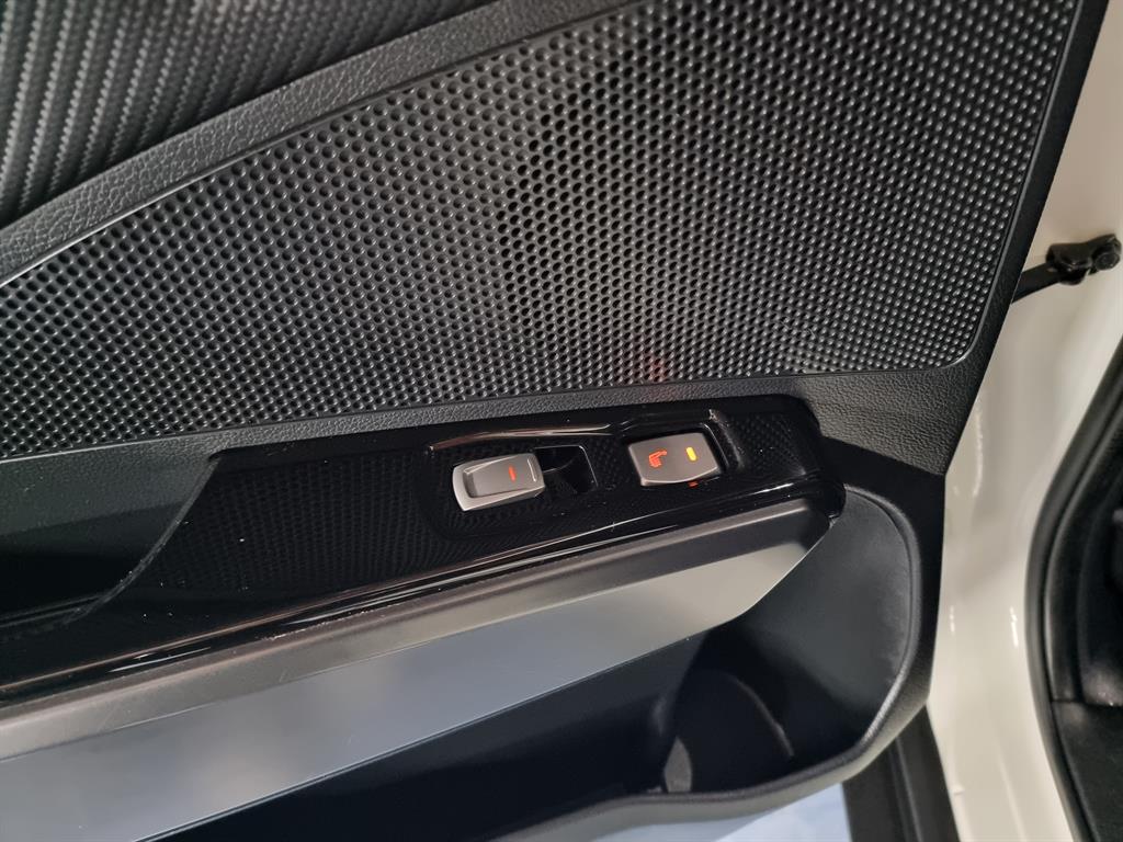 Ssangyong Tivoli 2016 Blanco - Importación desde Corea - HF Imports Iquique - Foto 18