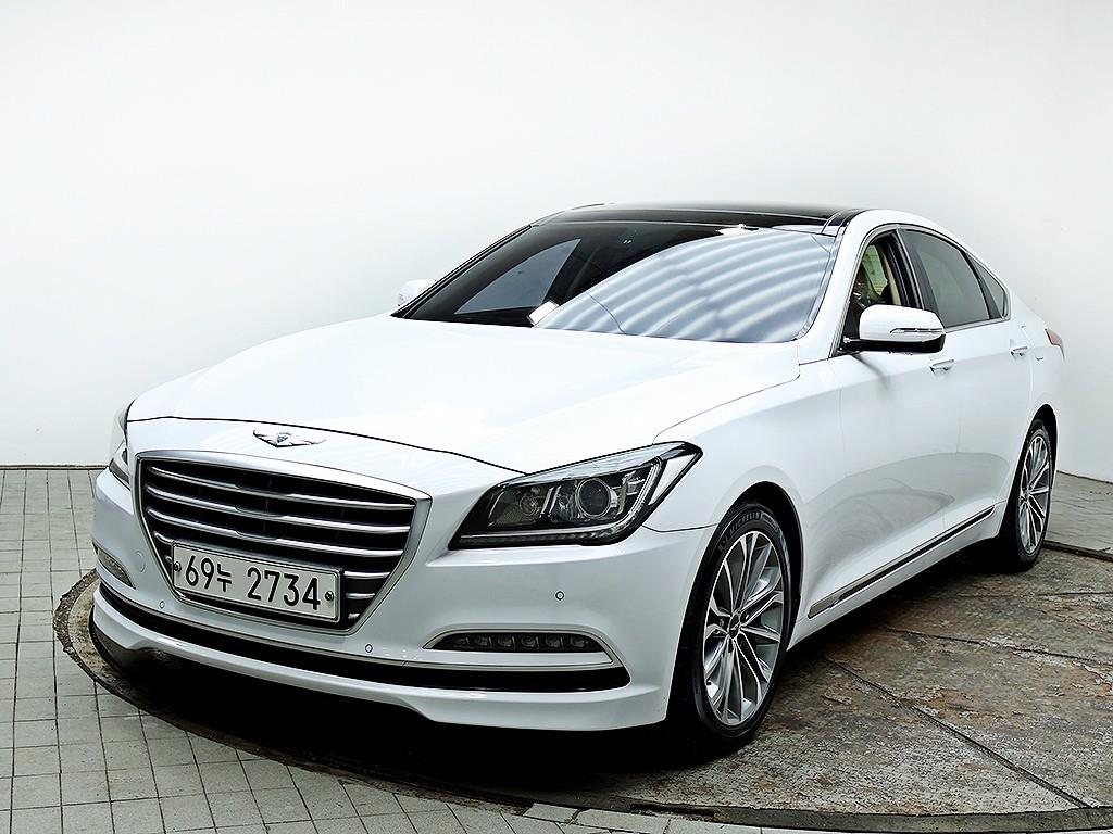 HYUNDAI Genesis - Vista 3