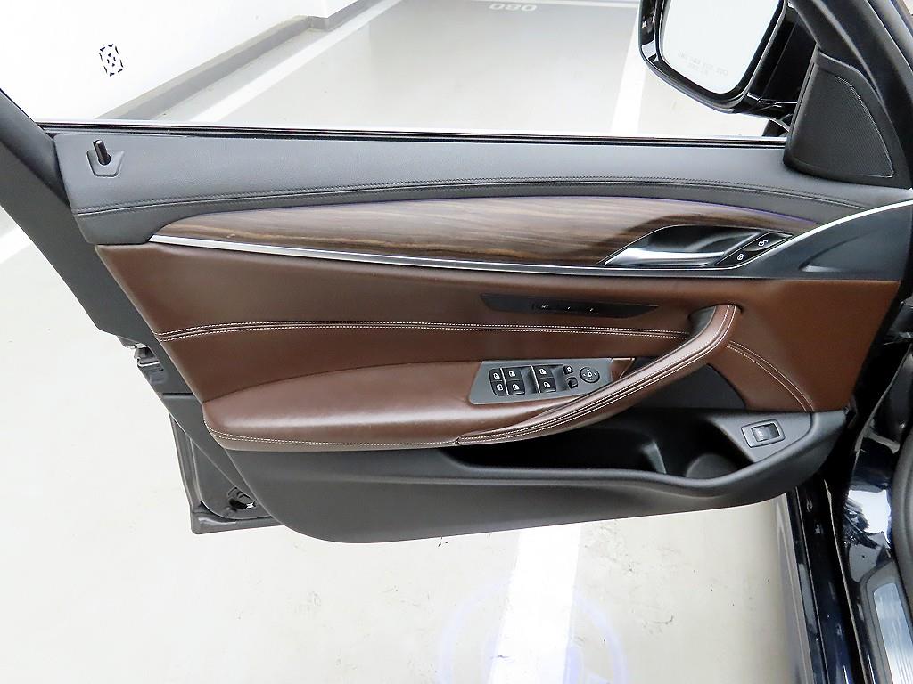 BMW 5 Series - Vista 11