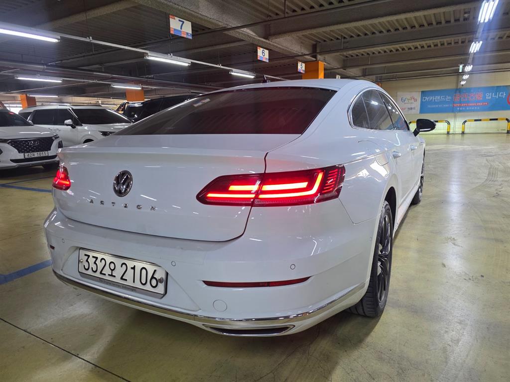 Volkswagen Arteon - Vista 3