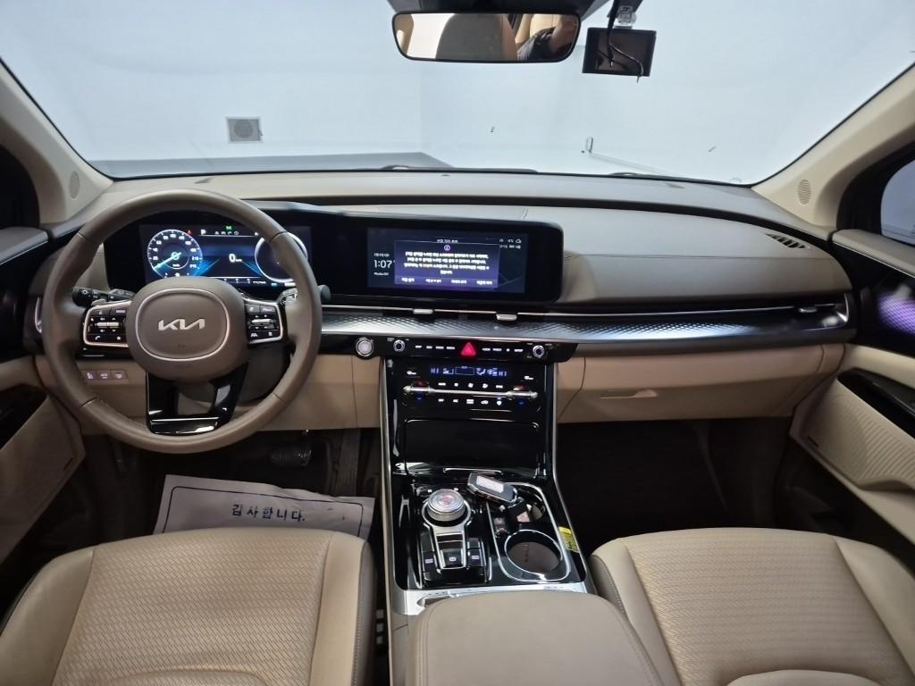 KIA Carnival - Vista 7