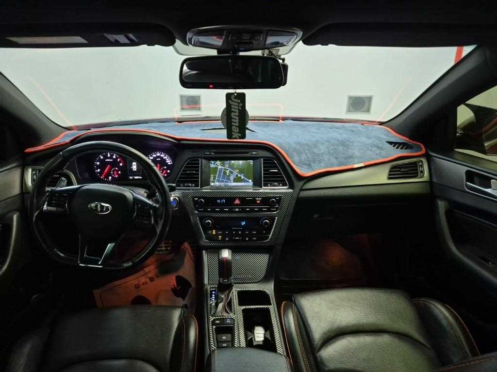 HYUNDAI Sonata - Vista 7