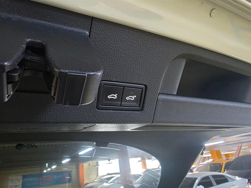 Volkswagen Arteon - Vista 9