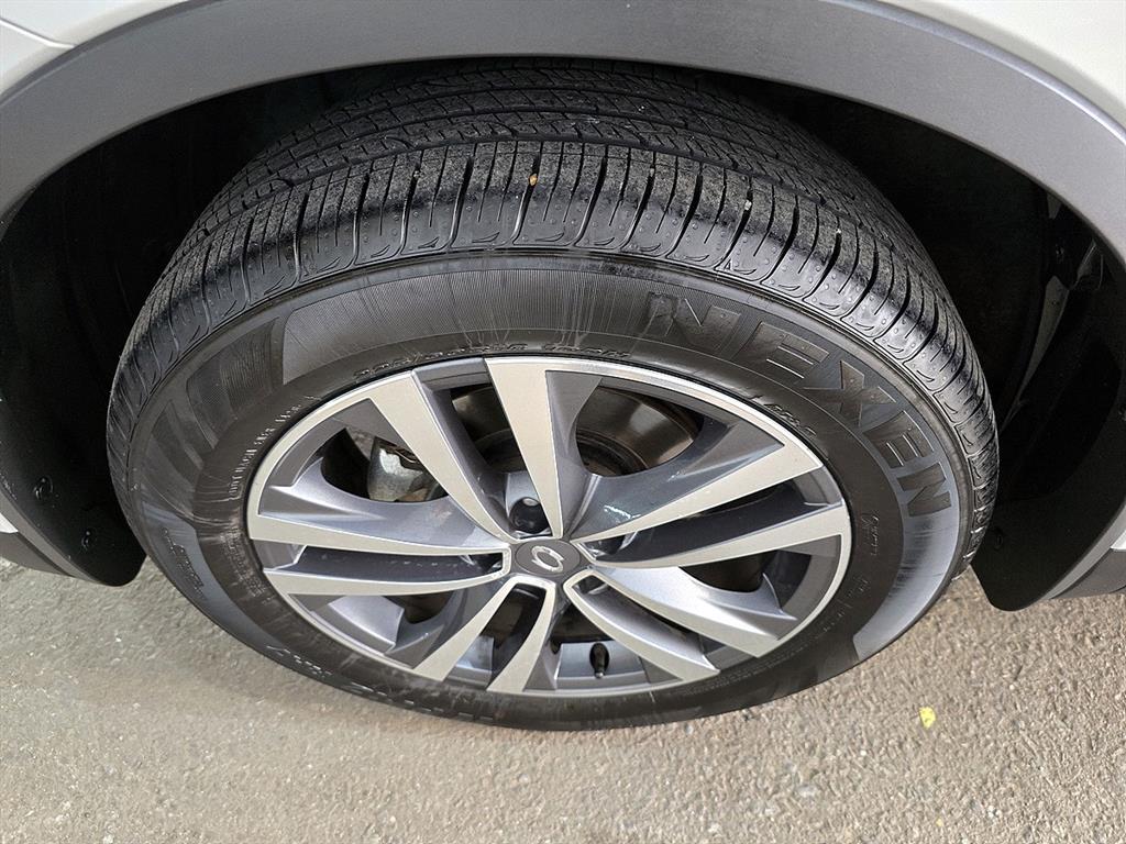 SAMSUNG QM6 2020 Blanco - Importación desde Corea - HF Imports Iquique - Foto 19