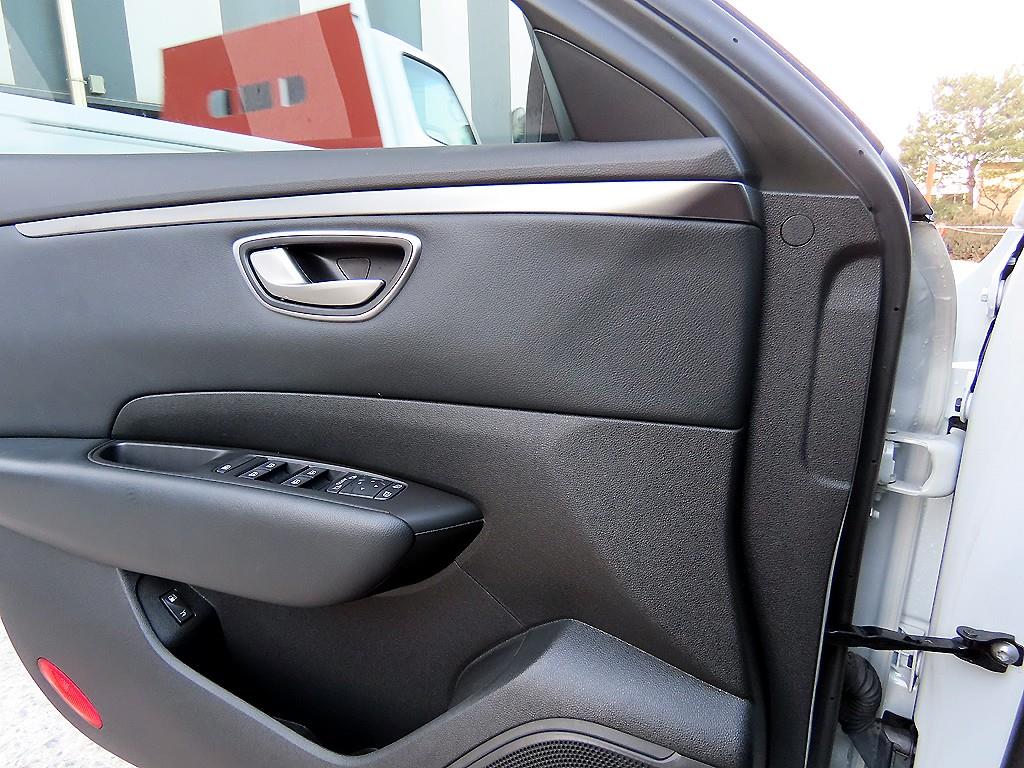 SAMSUNG SM6 - Vista 11