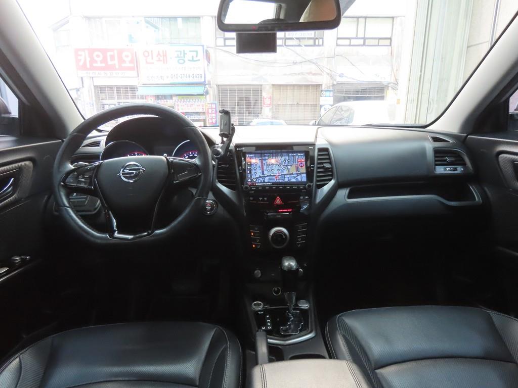 Ssangyong Tivoli - Vista 7