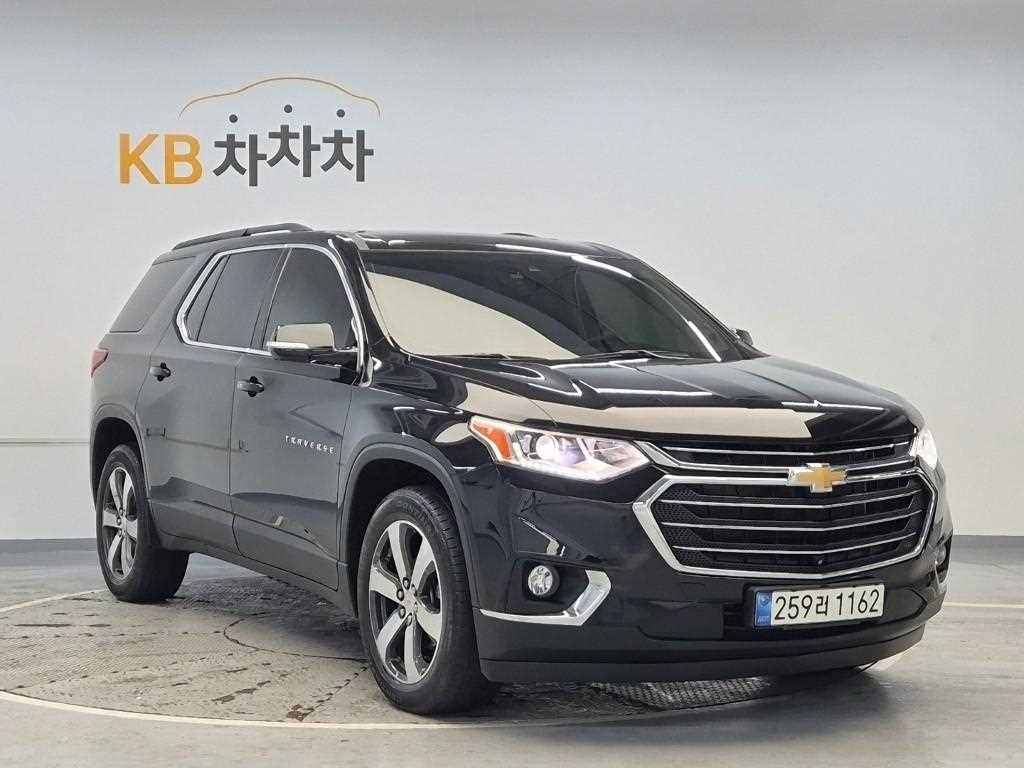 Chevrolet Travers - Vista 4