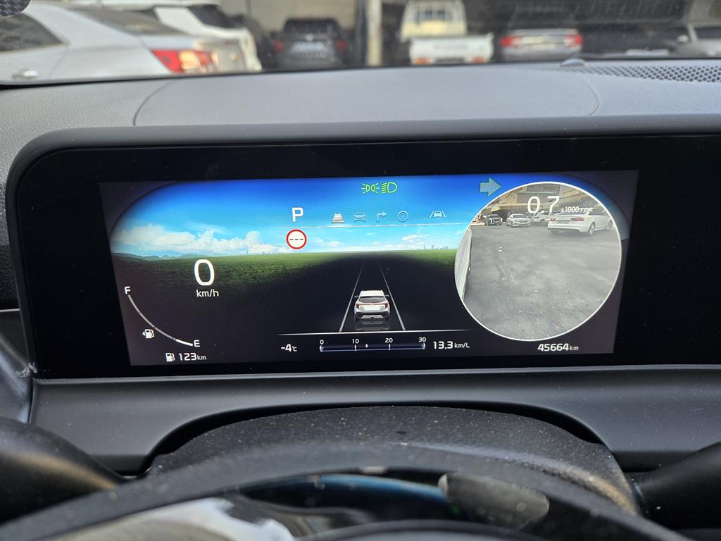 KIA Seltos - Vista 6