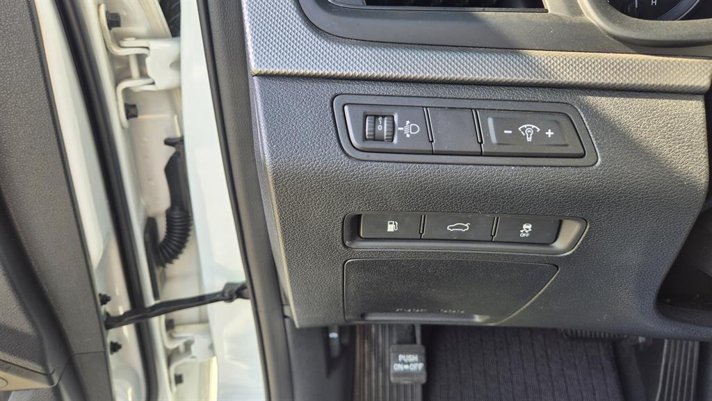 HYUNDAI Sonata - Vista 10