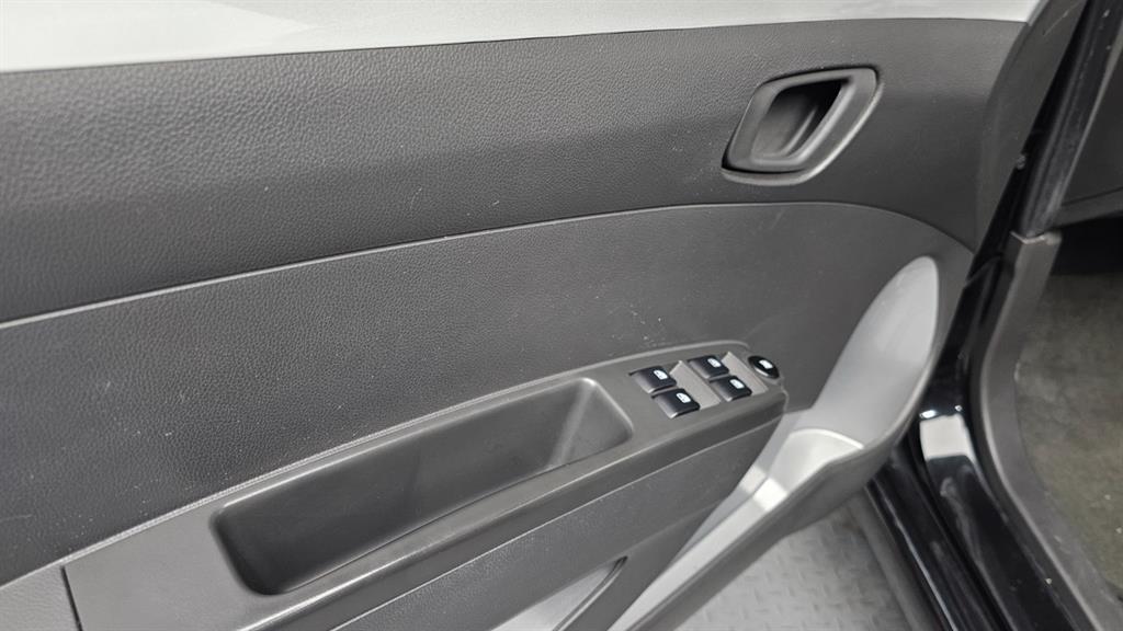 Chevrolet Spark 2012 Negro - Importación desde Corea - HF Imports Iquique - Foto 16