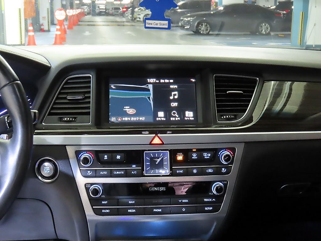 Genesis G80 - Vista 11