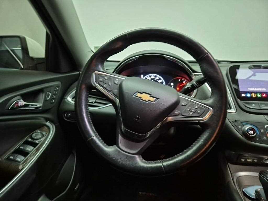 Chevrolet Malibu - Vista 9