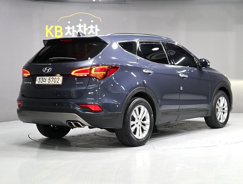 HYUNDAI Santa Fe - Vista 3