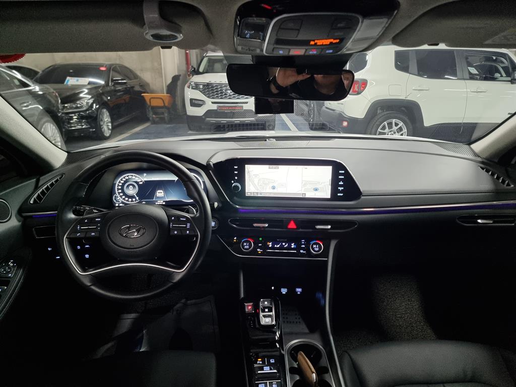 HYUNDAI Sonata - Vista 7