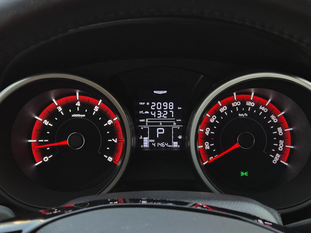 Ssangyong Tivoli - Vista 8