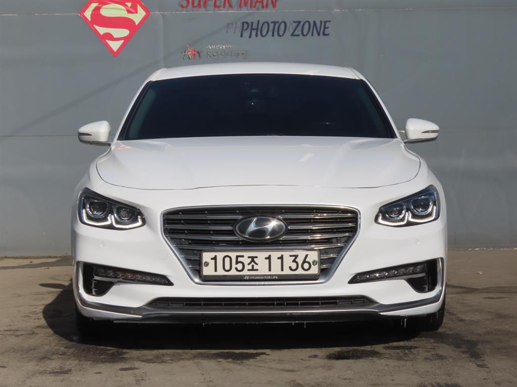 HYUNDAI Grandeur - Vista 3