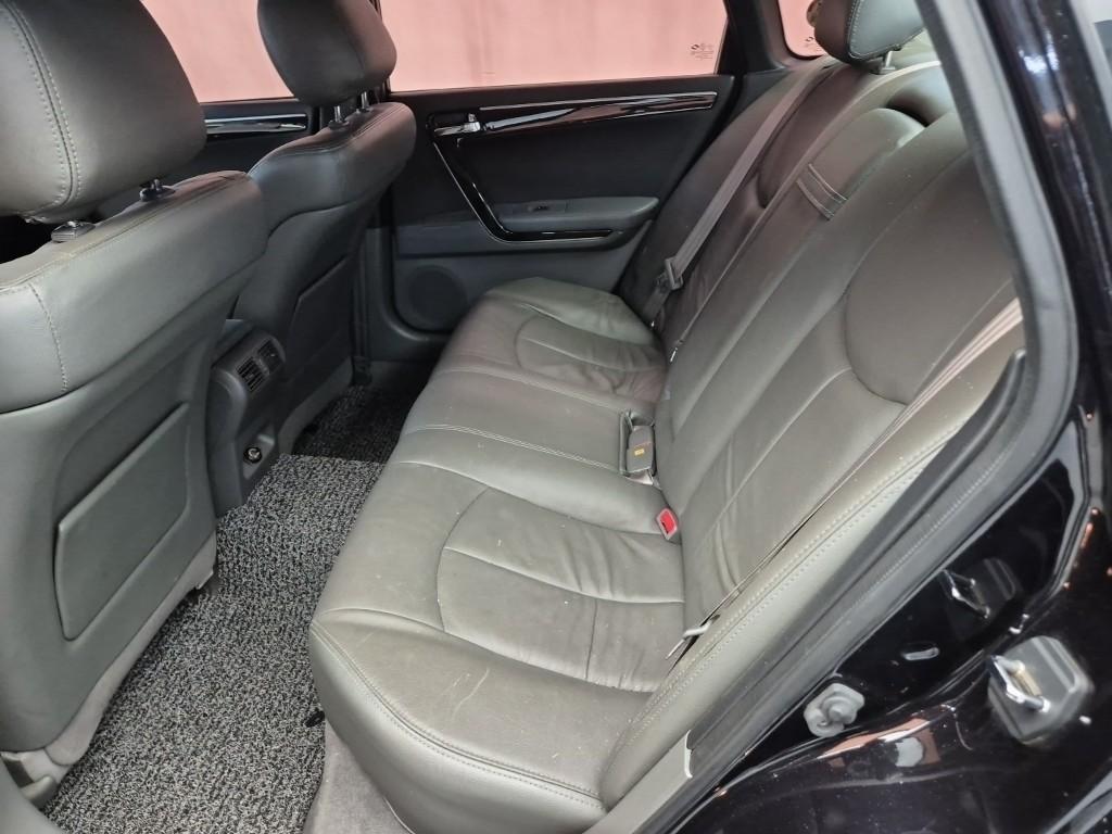 SAMSUNG SM7 - Vista 11