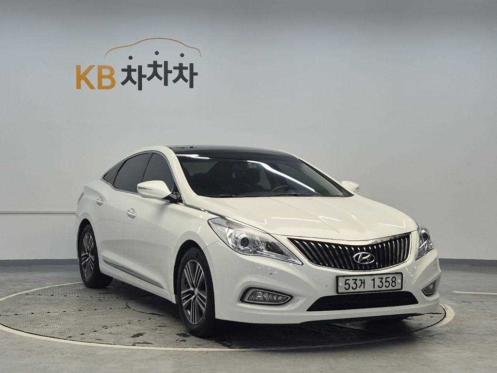 HYUNDAI Grandeur - Vista 4