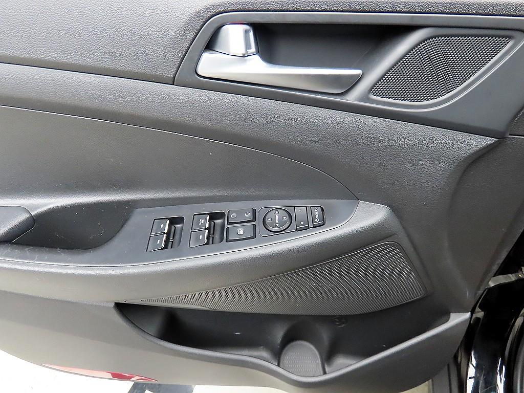 HYUNDAI Tucson - Vista 11