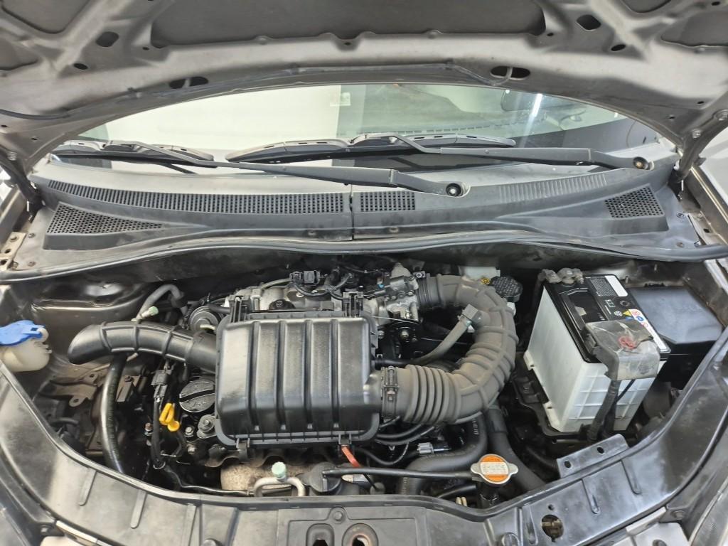 KIA Morning - Vista 5