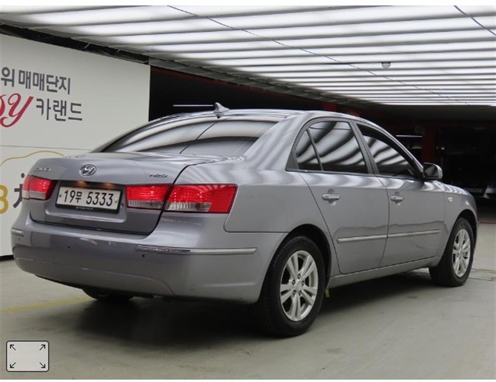 HYUNDAI Sonata - Vista 2