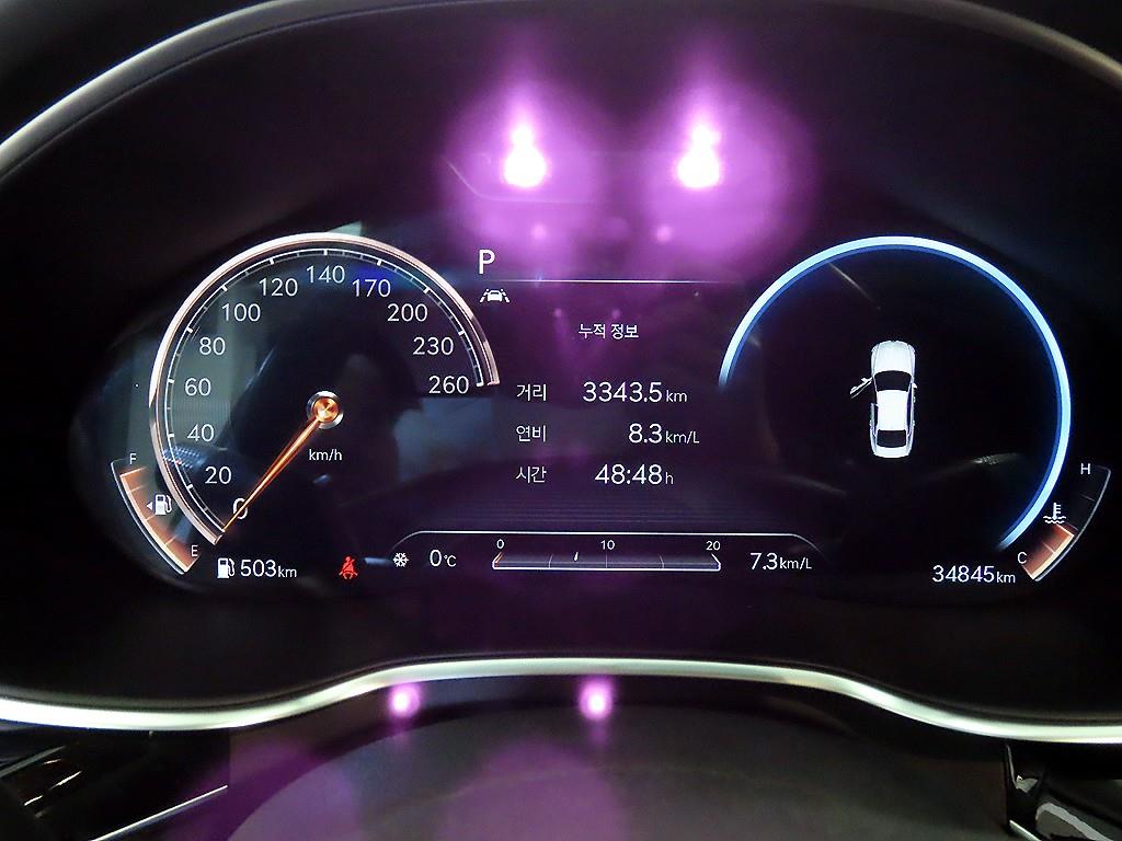 Genesis G80 - Vista 9