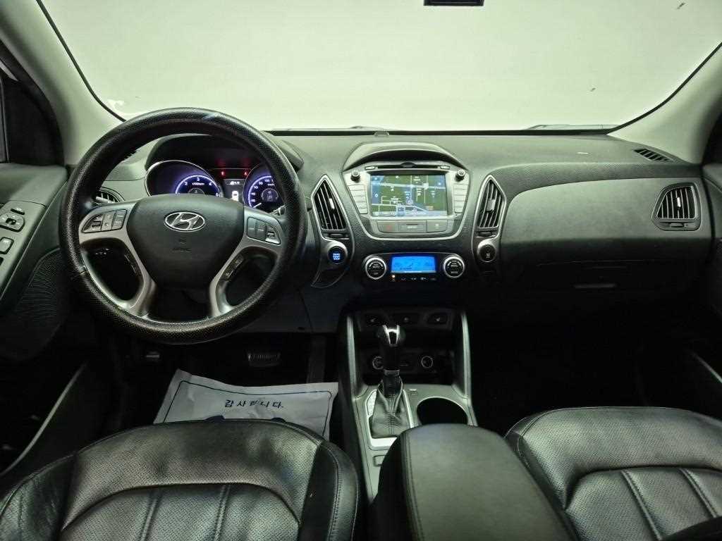 HYUNDAI Tucson - Vista 7