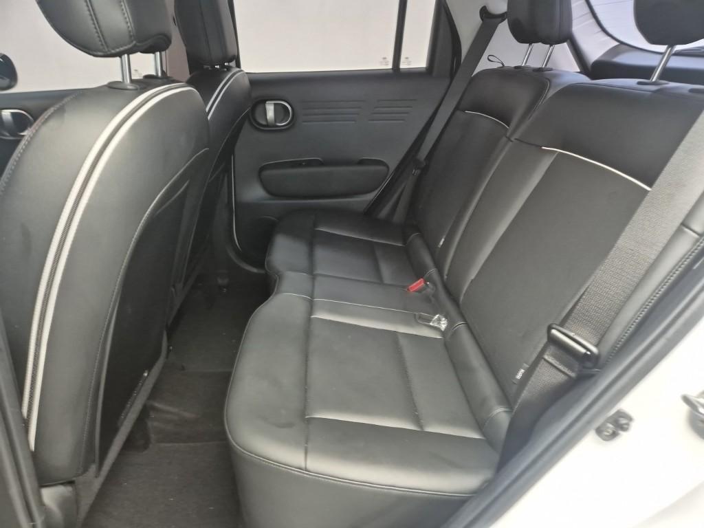 HYUNDAI Casper - Vista 11