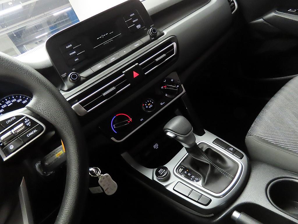 KIA Seltos - Vista 10