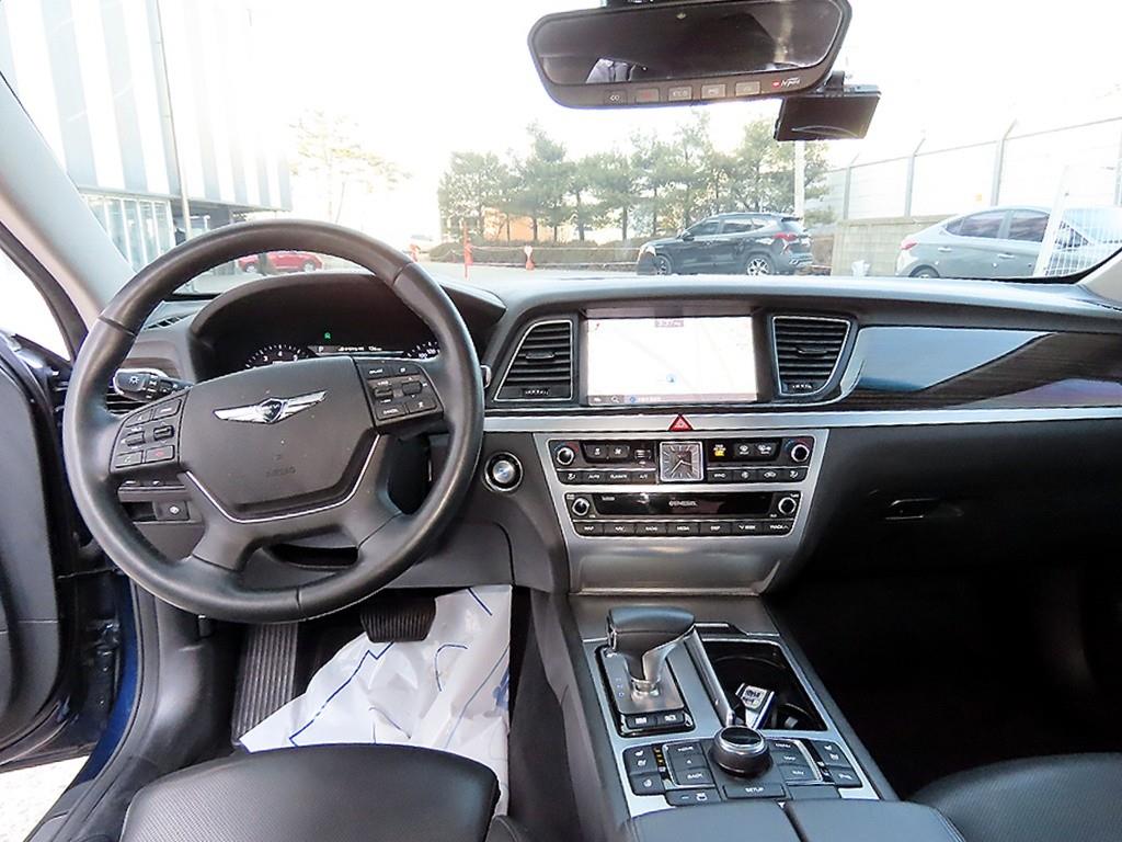 Genesis G80 - Vista 7