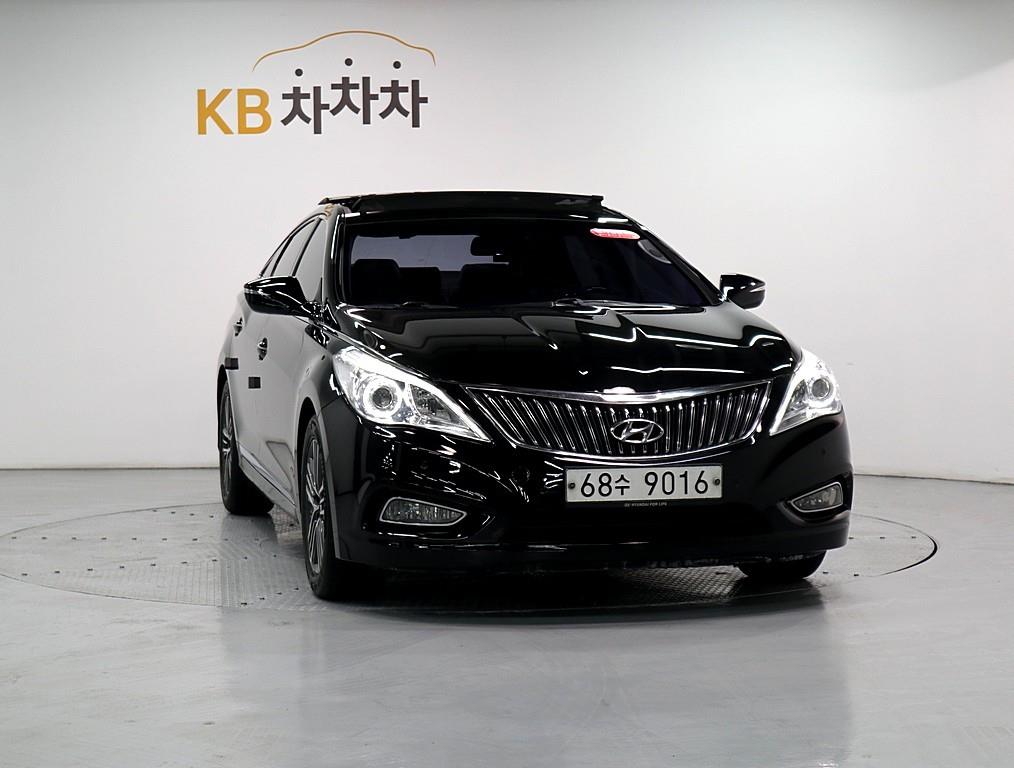HYUNDAI Grandeur - Vista 2