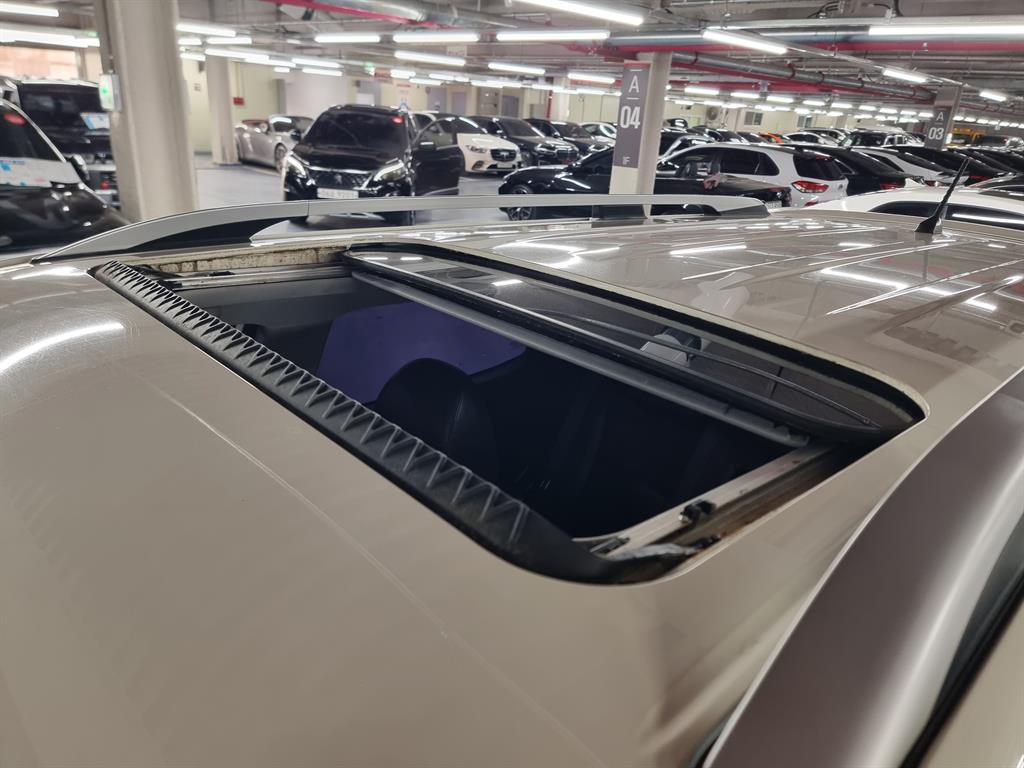 Ssangyong Tivoli 2016 Blanco - Importación desde Corea - HF Imports Iquique - Foto 15