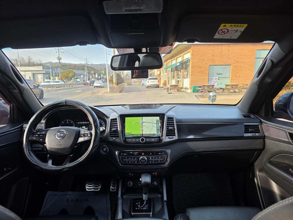 Ssangyong Rexton - Vista 9