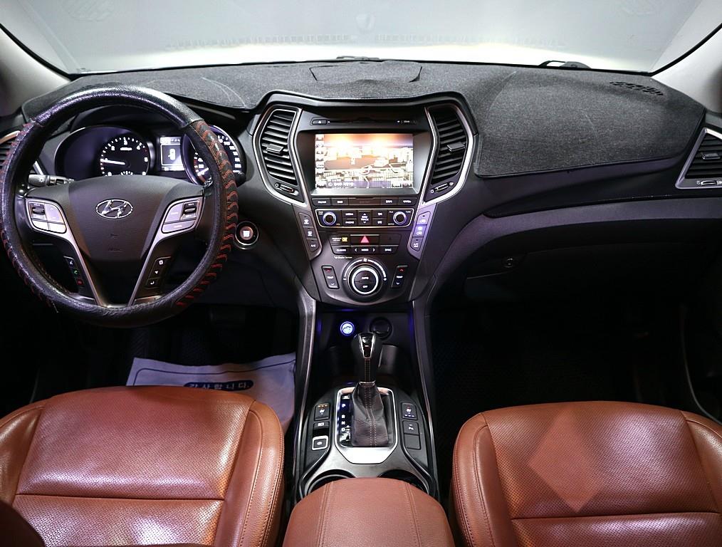 HYUNDAI Santa Fe - Vista 5