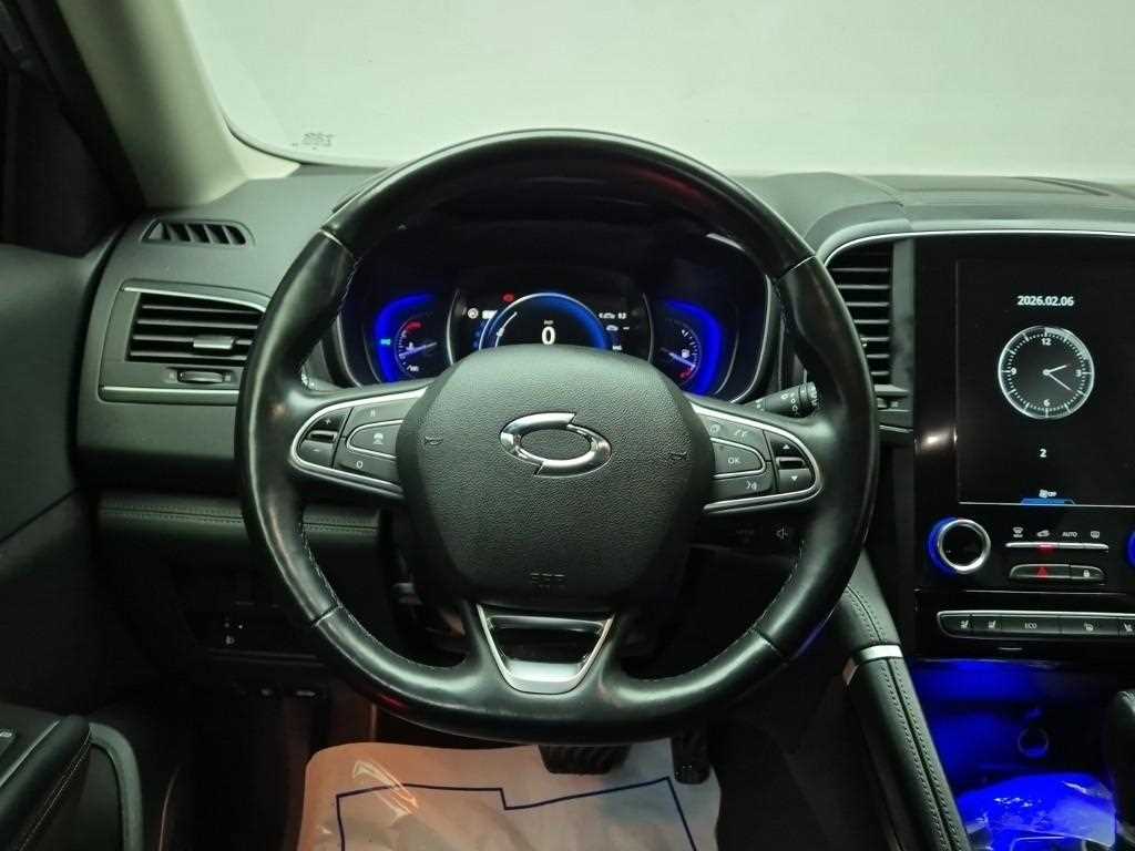 SAMSUNG QM6 - Vista 9