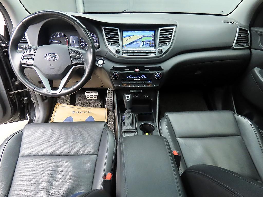 HYUNDAI Tucson - Vista 7
