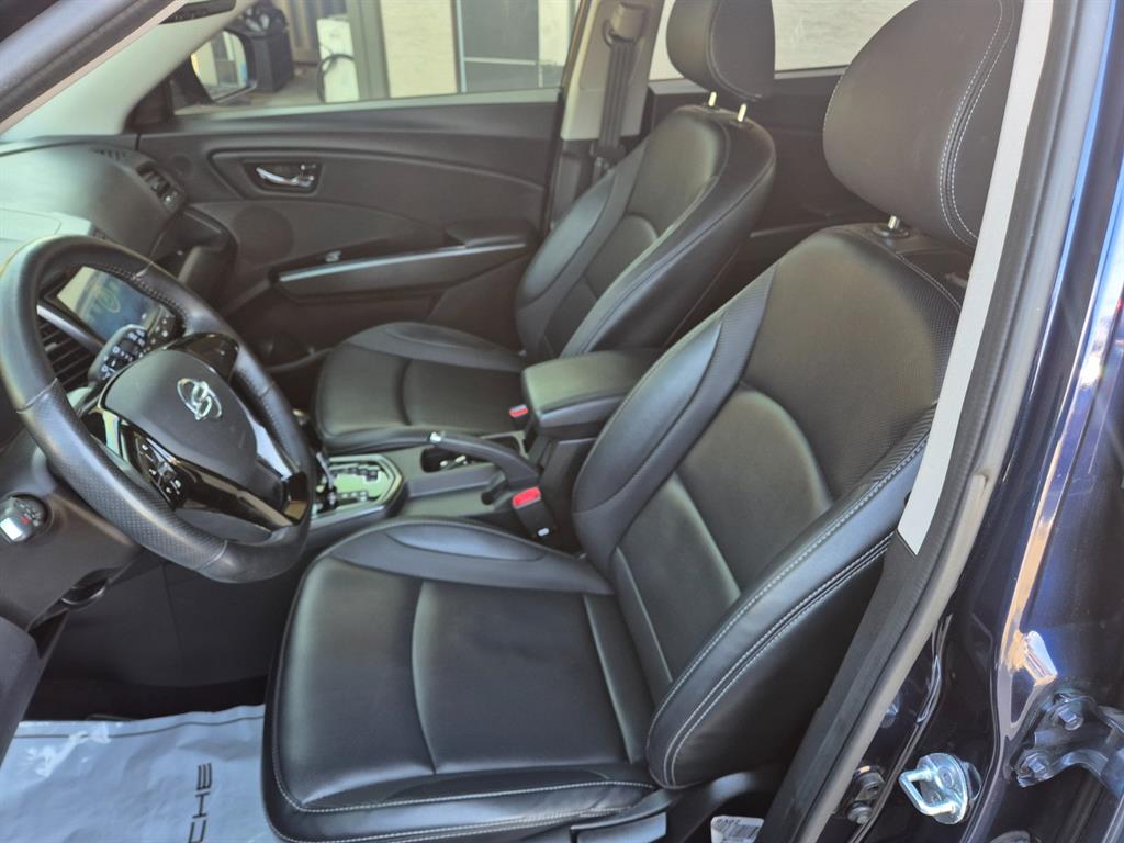 Ssangyong Tivoli - Vista 6