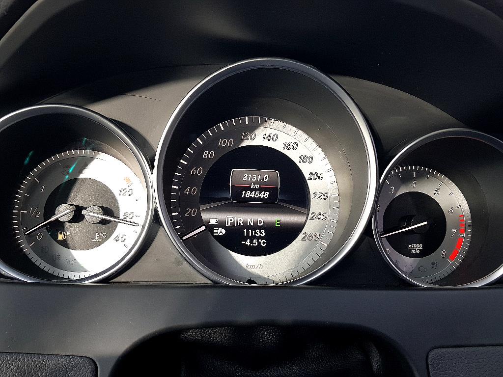 Mercedes Benz C Class - Vista 7