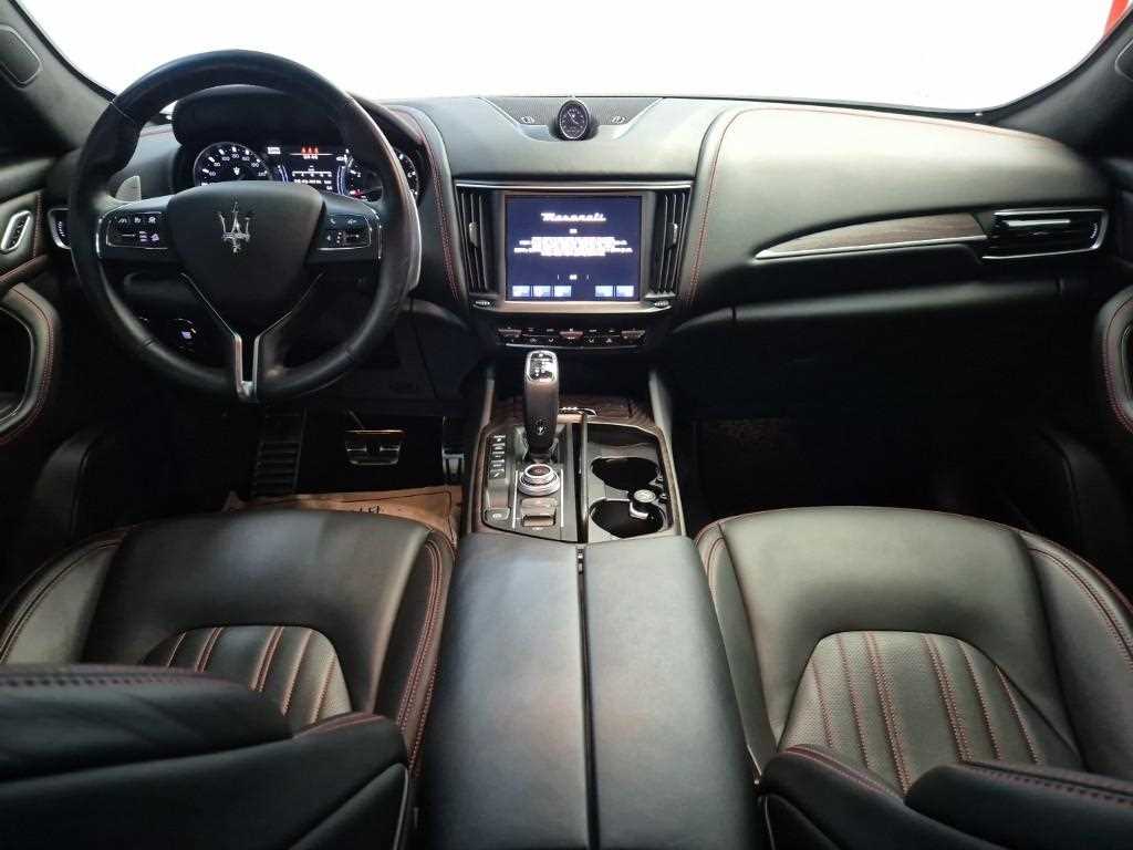 Maserati Levante - Vista 7