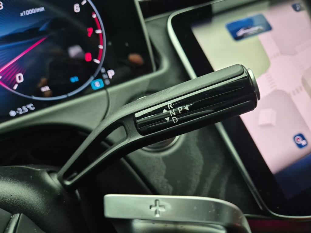 Mercedes Benz E class - Vista 8