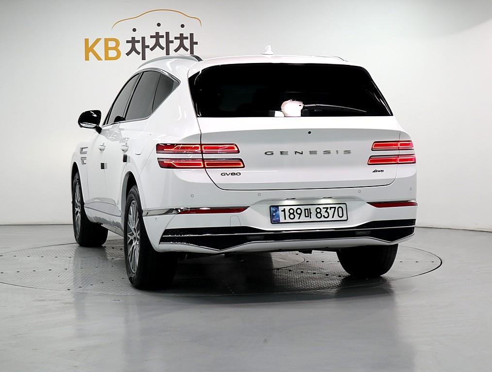 Genesis GV80 - Vista 4