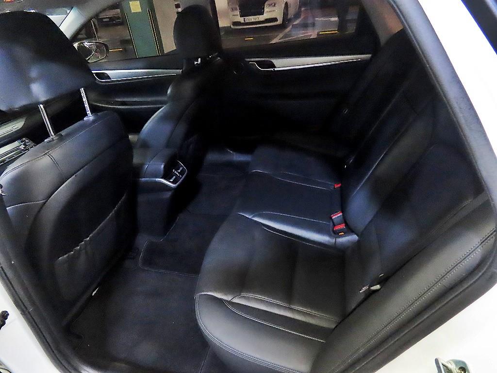 HYUNDAI Grandeur - Vista 7