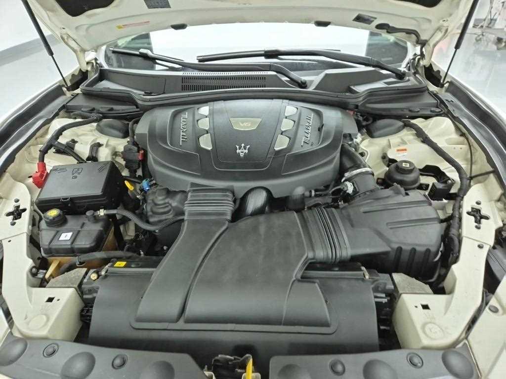 Maserati Ghibli - Vista 5