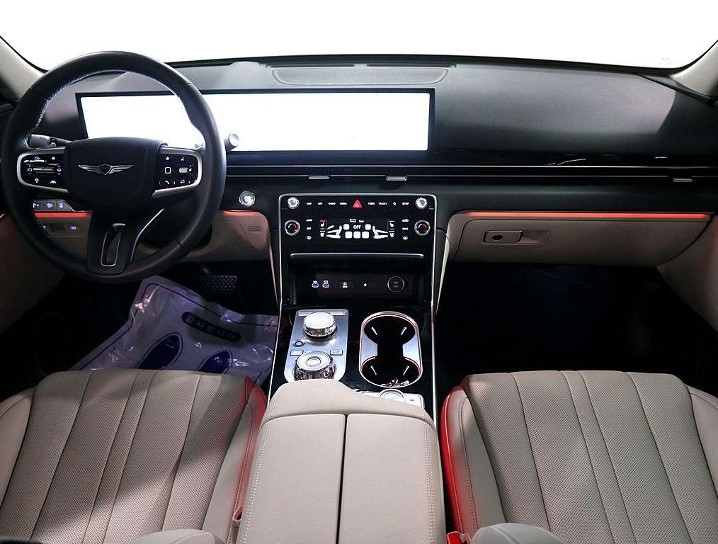 Genesis GV80 - Vista 5